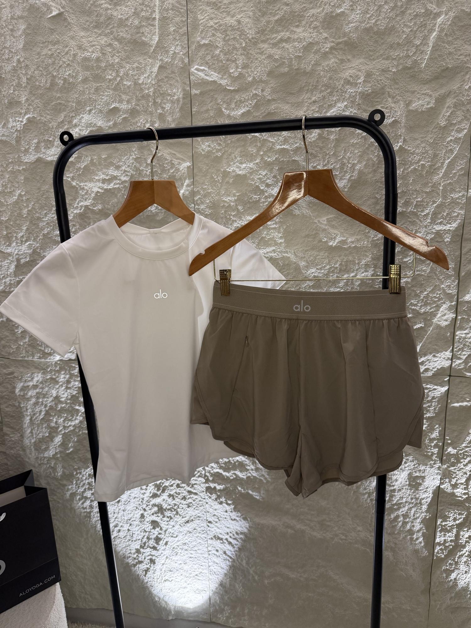 Taupe White Set